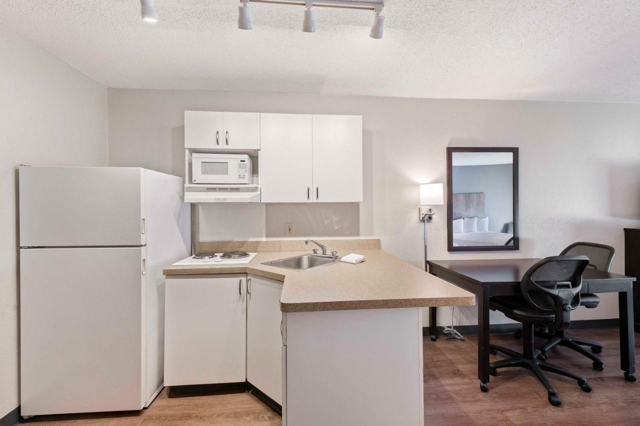 Extended Stay America Suites - Charlotte - University Place Exteriér fotografie